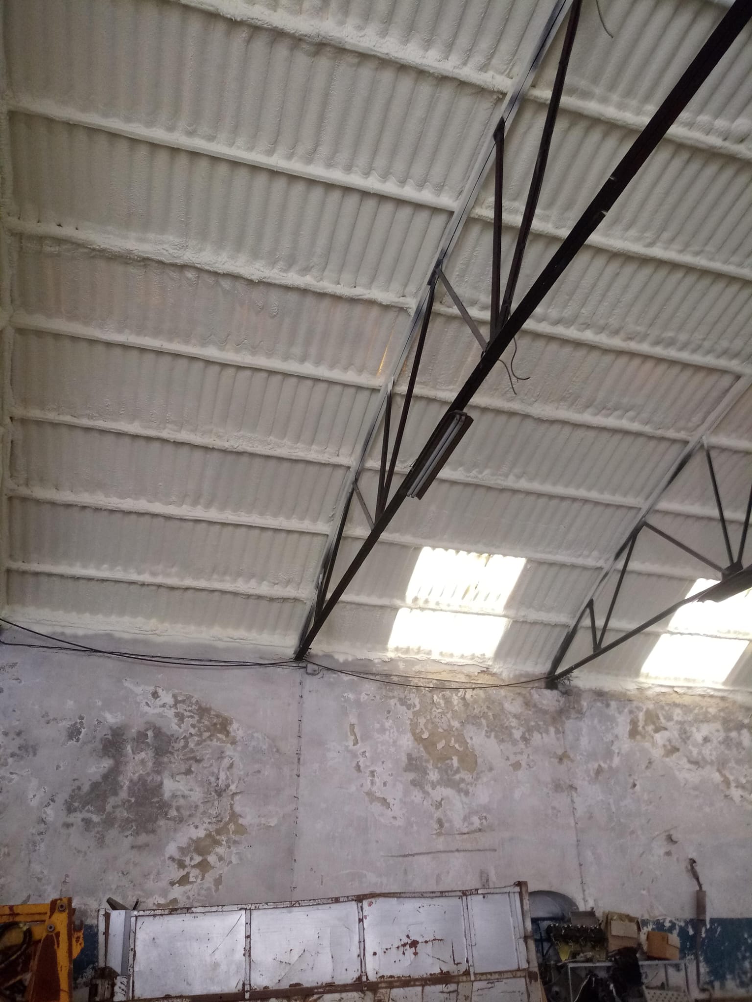 Aislamiento nave industrial